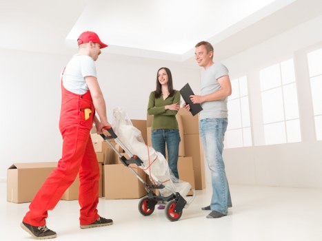 Packing and furniture handling for a flat move in London
