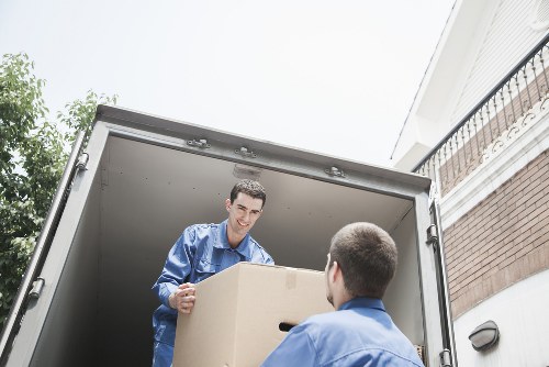 Residential and commercial removals vehicle serving London customers